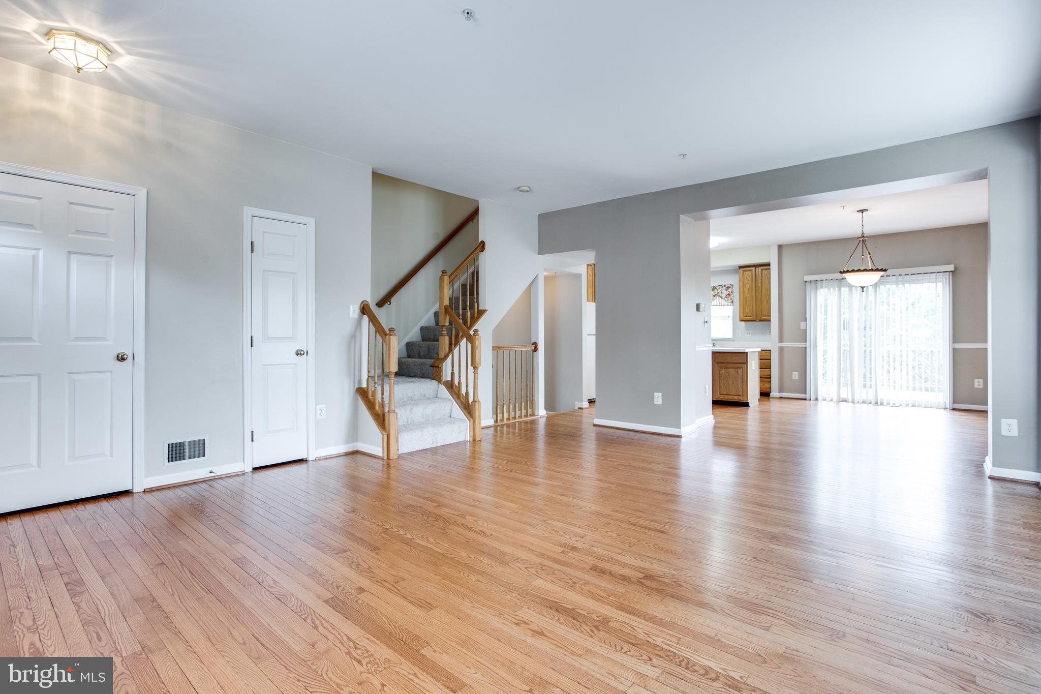 SPRING RIDGE - Residential