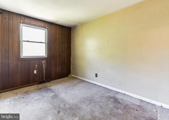 CALVERT TOWNE TOWNHOUSES - Residential