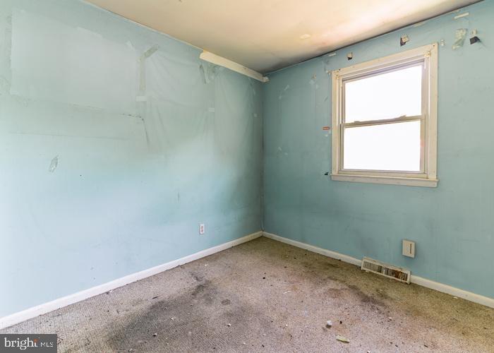 CALVERT TOWNE TOWNHOUSES - Residential