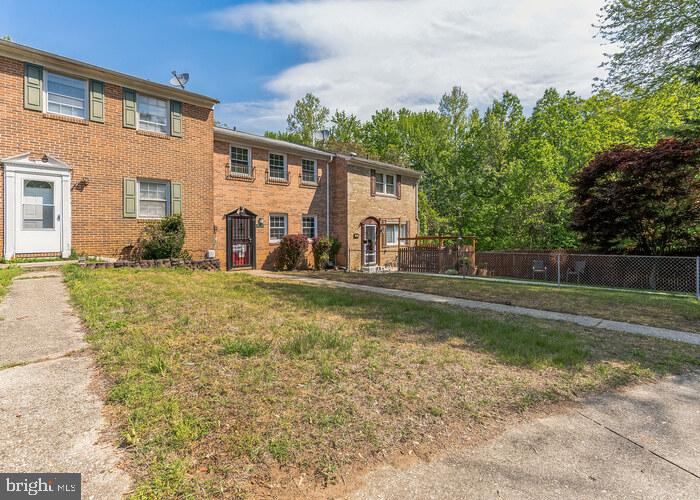 CALVERT TOWNE TOWNHOUSES - Residential