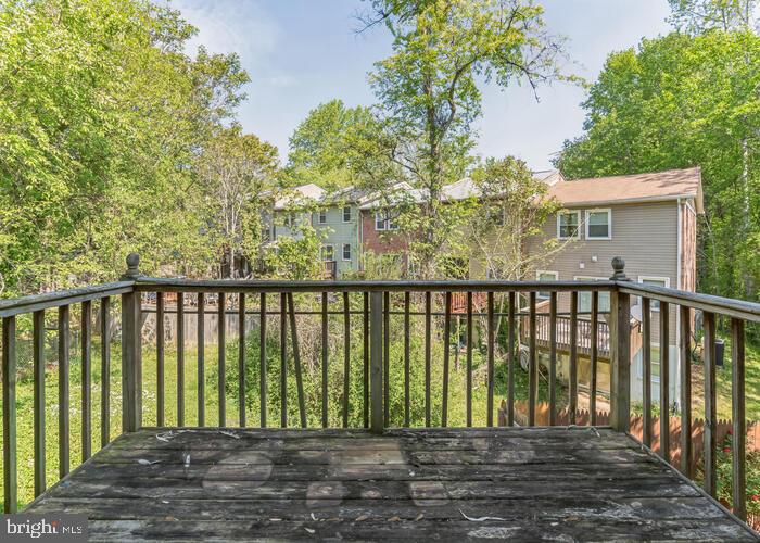 CALVERT TOWNE TOWNHOUSES - Residential