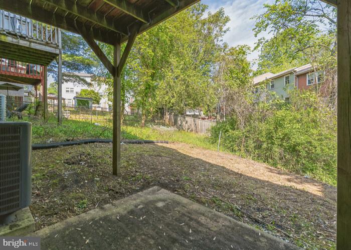 CALVERT TOWNE TOWNHOUSES - Residential