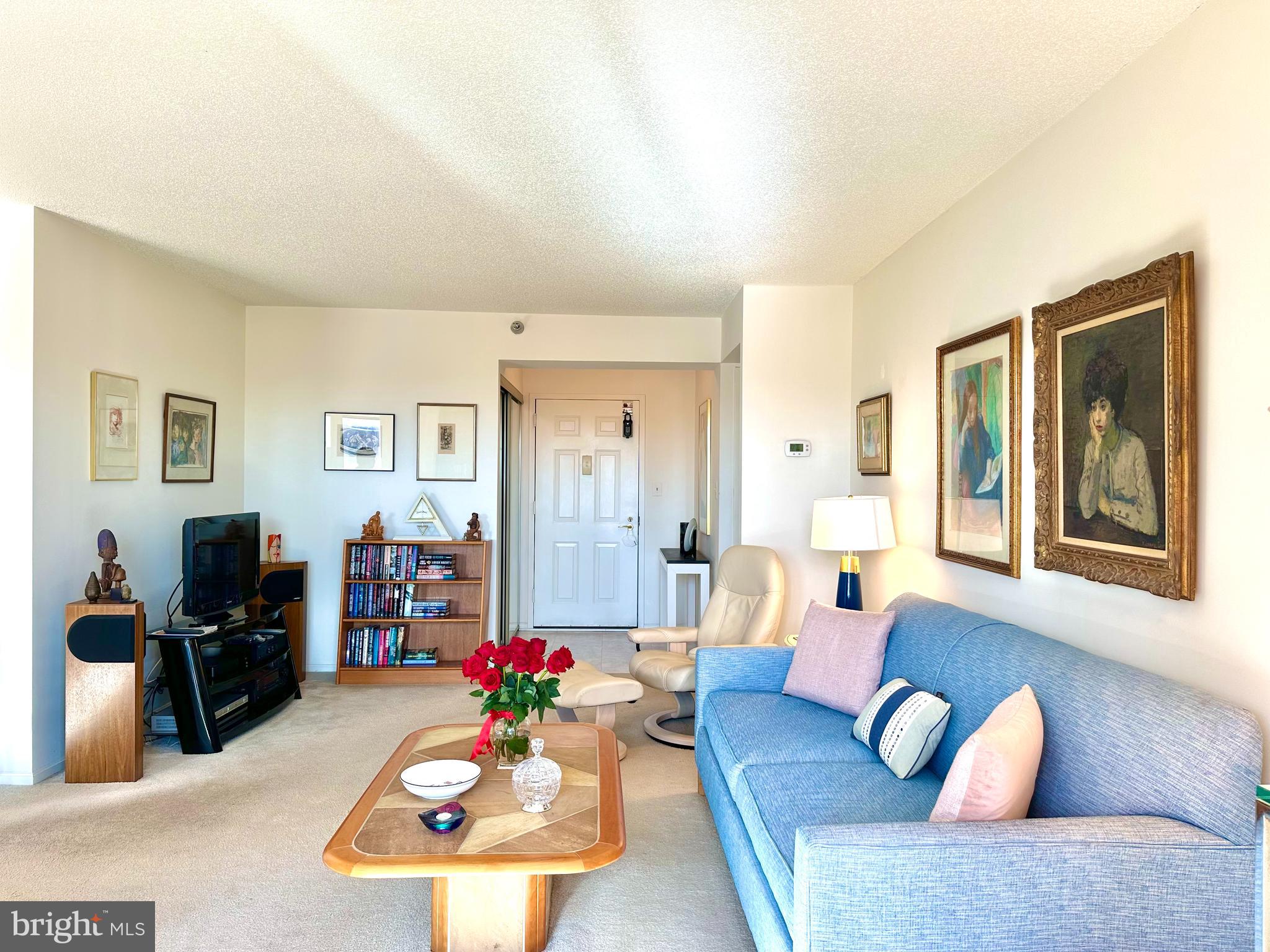 LEISURE WORLD - Residential