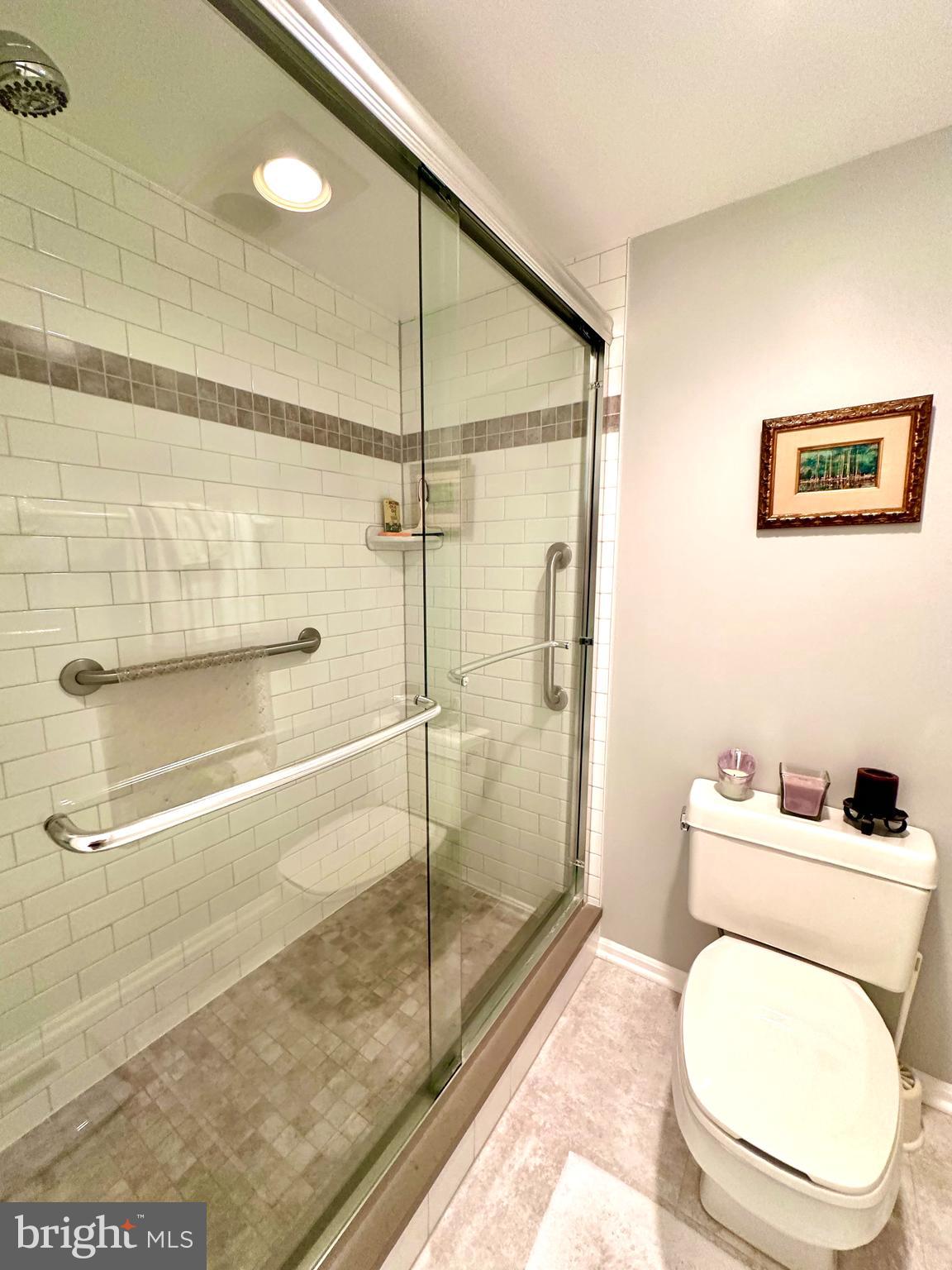 LEISURE WORLD - Residential