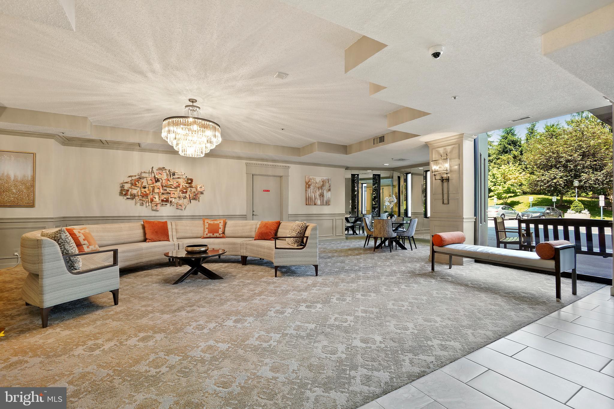 LEISURE WORLD - Residential