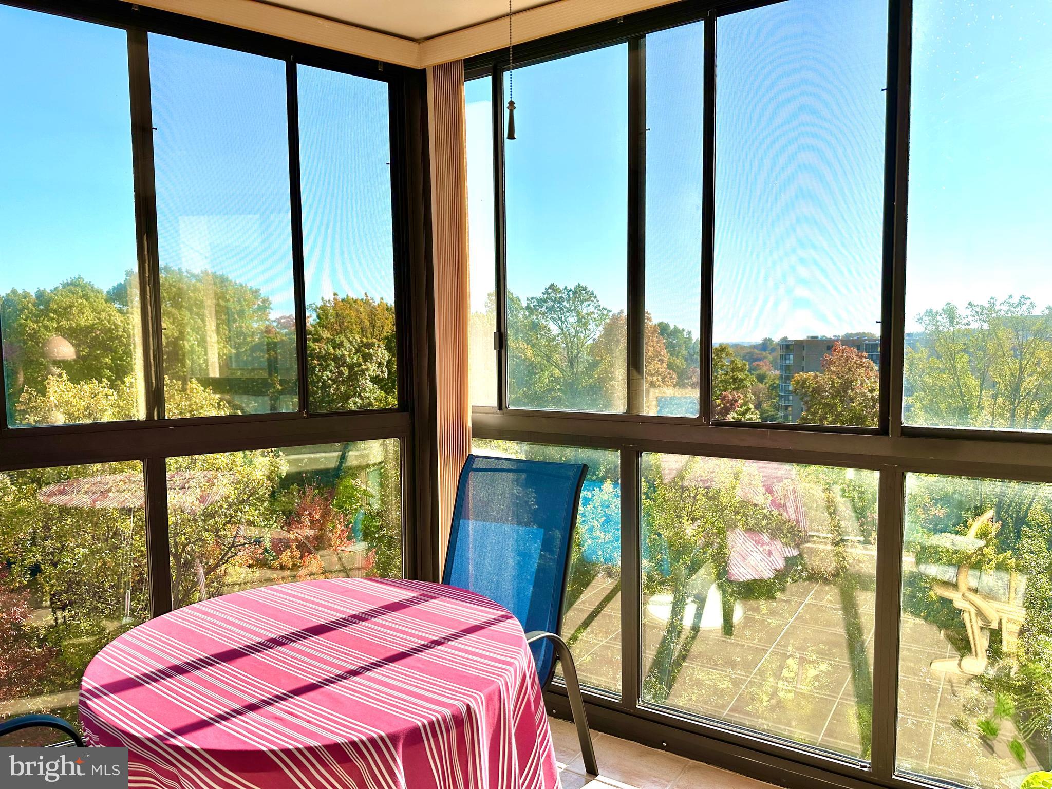 LEISURE WORLD - Residential