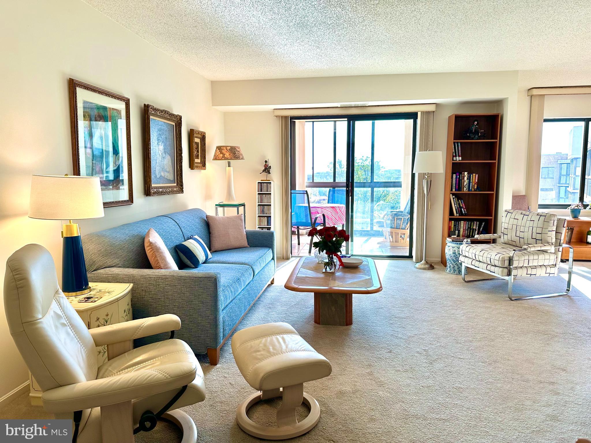 LEISURE WORLD - Residential