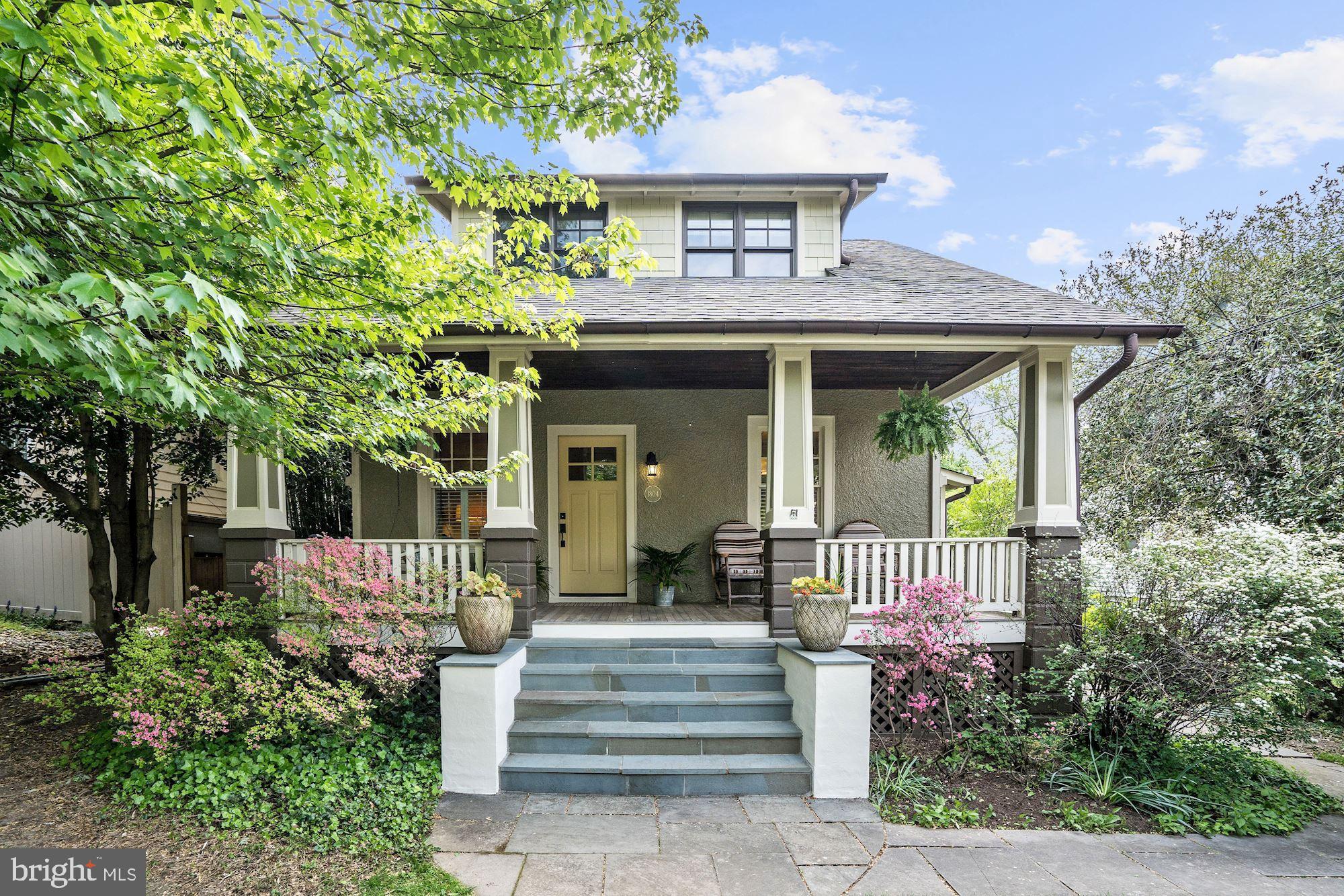 LYON VILLAGE - Residential