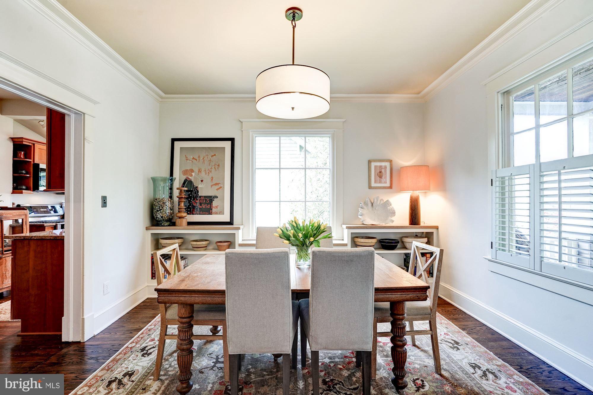 LYON VILLAGE - Residential