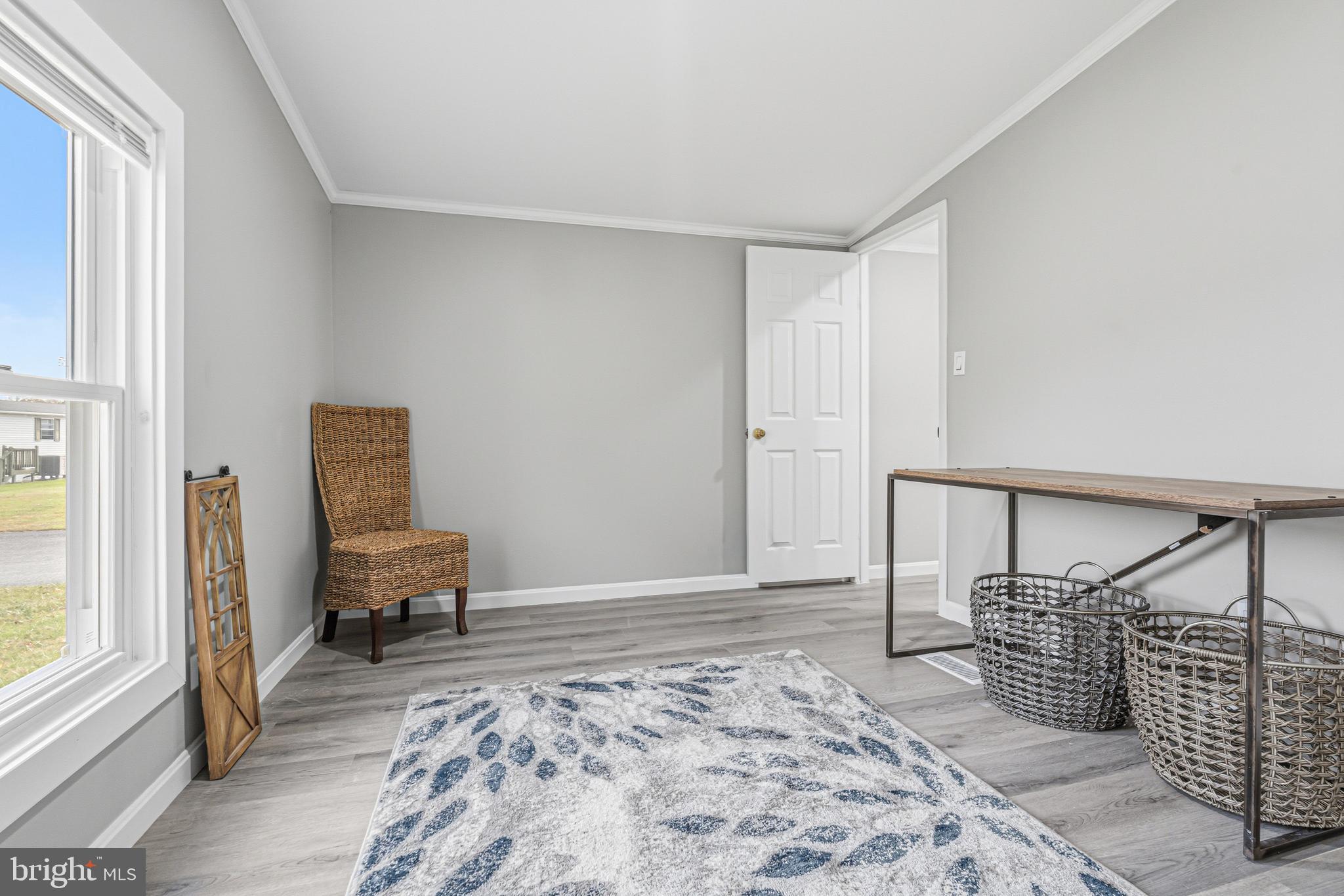 BUSH RIVER MANOR - Residential