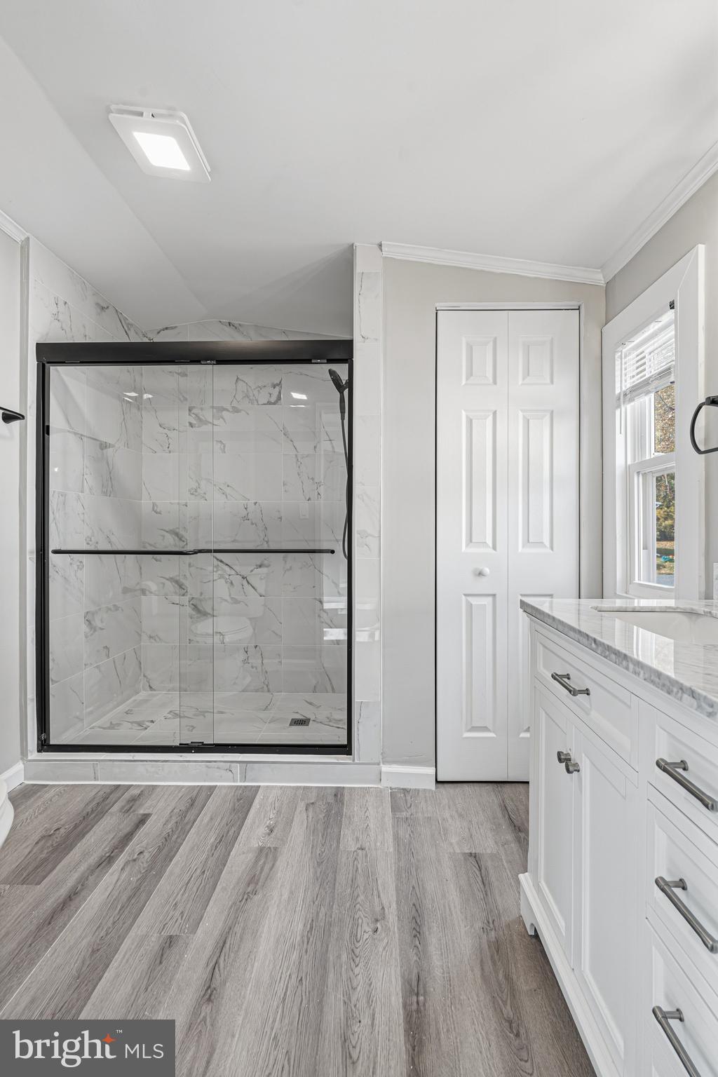 BUSH RIVER MANOR - Residential