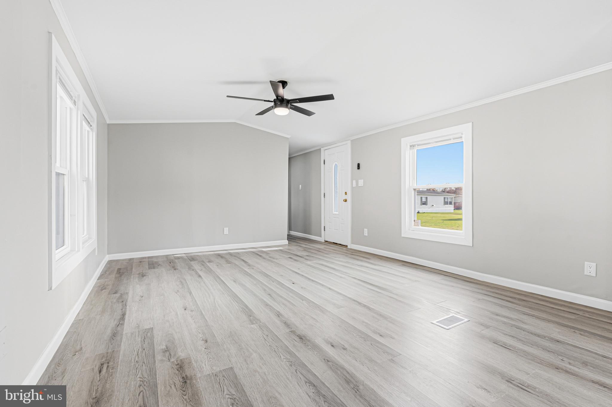 BUSH RIVER MANOR - Residential