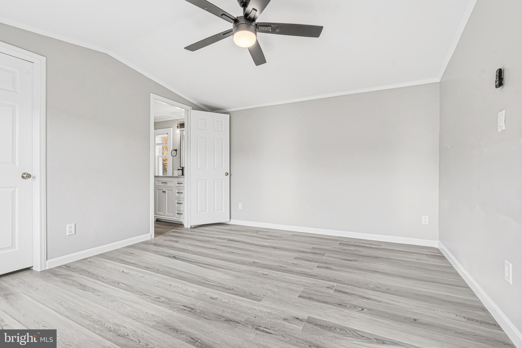 BUSH RIVER MANOR - Residential