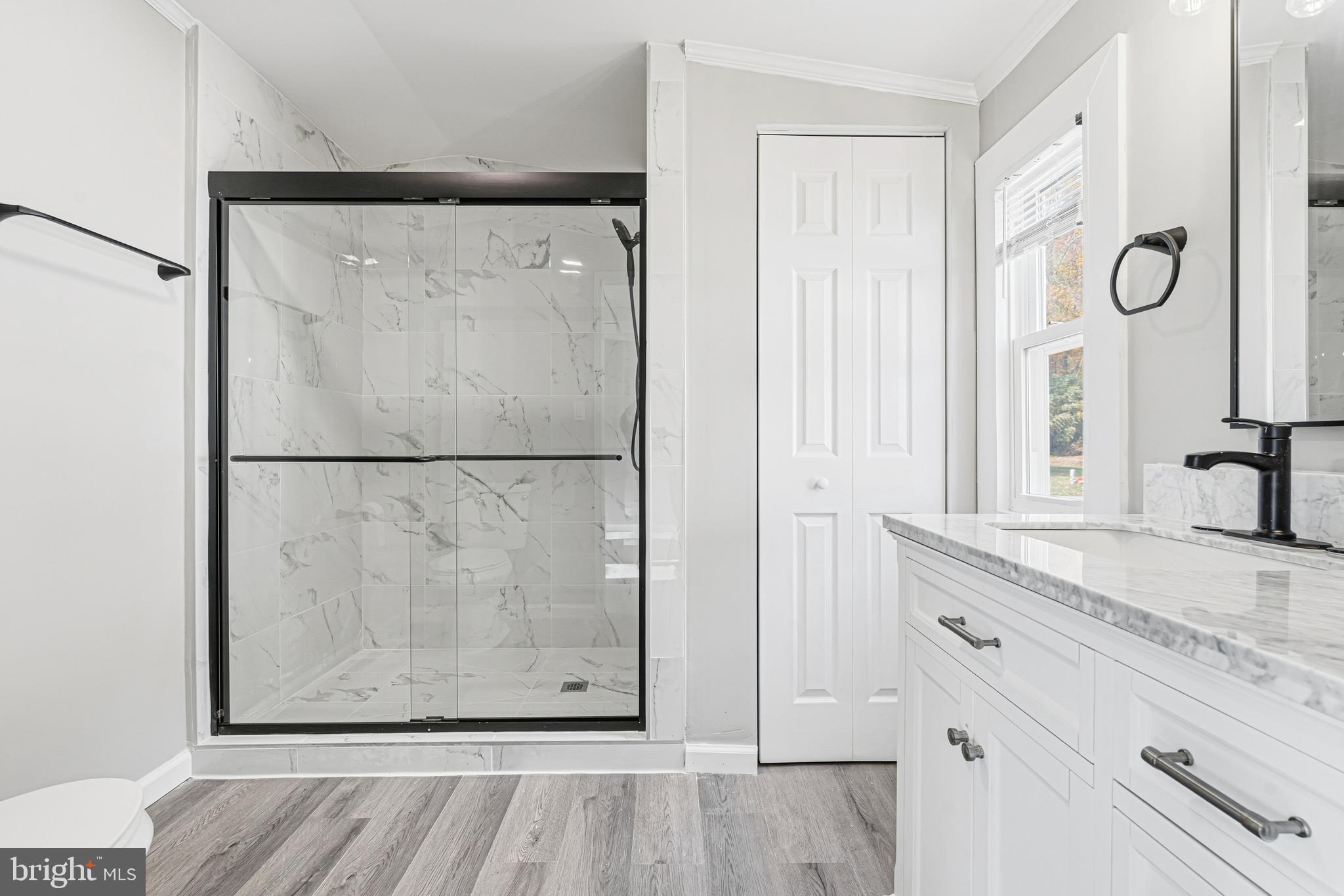 BUSH RIVER MANOR - Residential