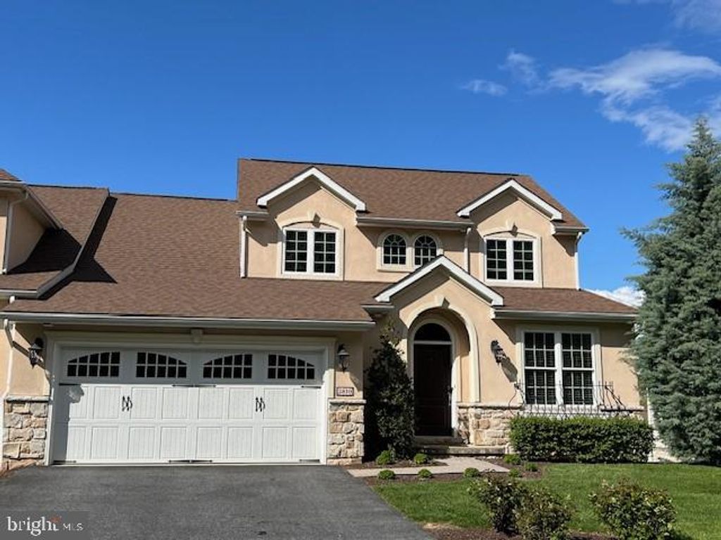 Photo of 2810 Mimosa Lane #31, Lancaster, PA 17601 (MLS # PALA2046664)