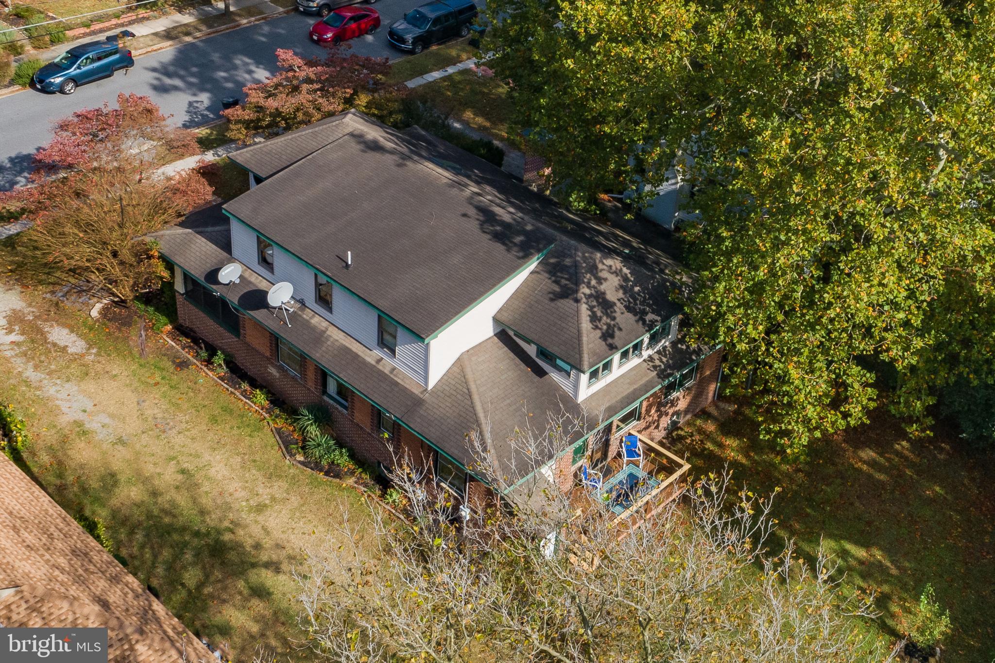 CAMDEN AVE. - Residential