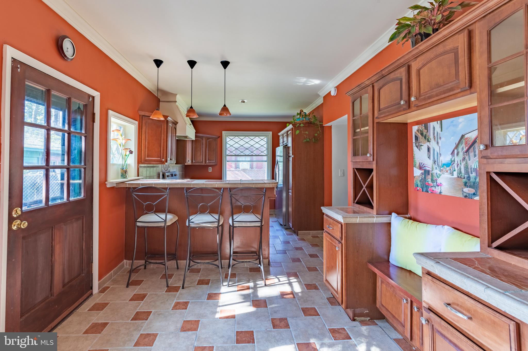 CAMDEN AVE. - Residential