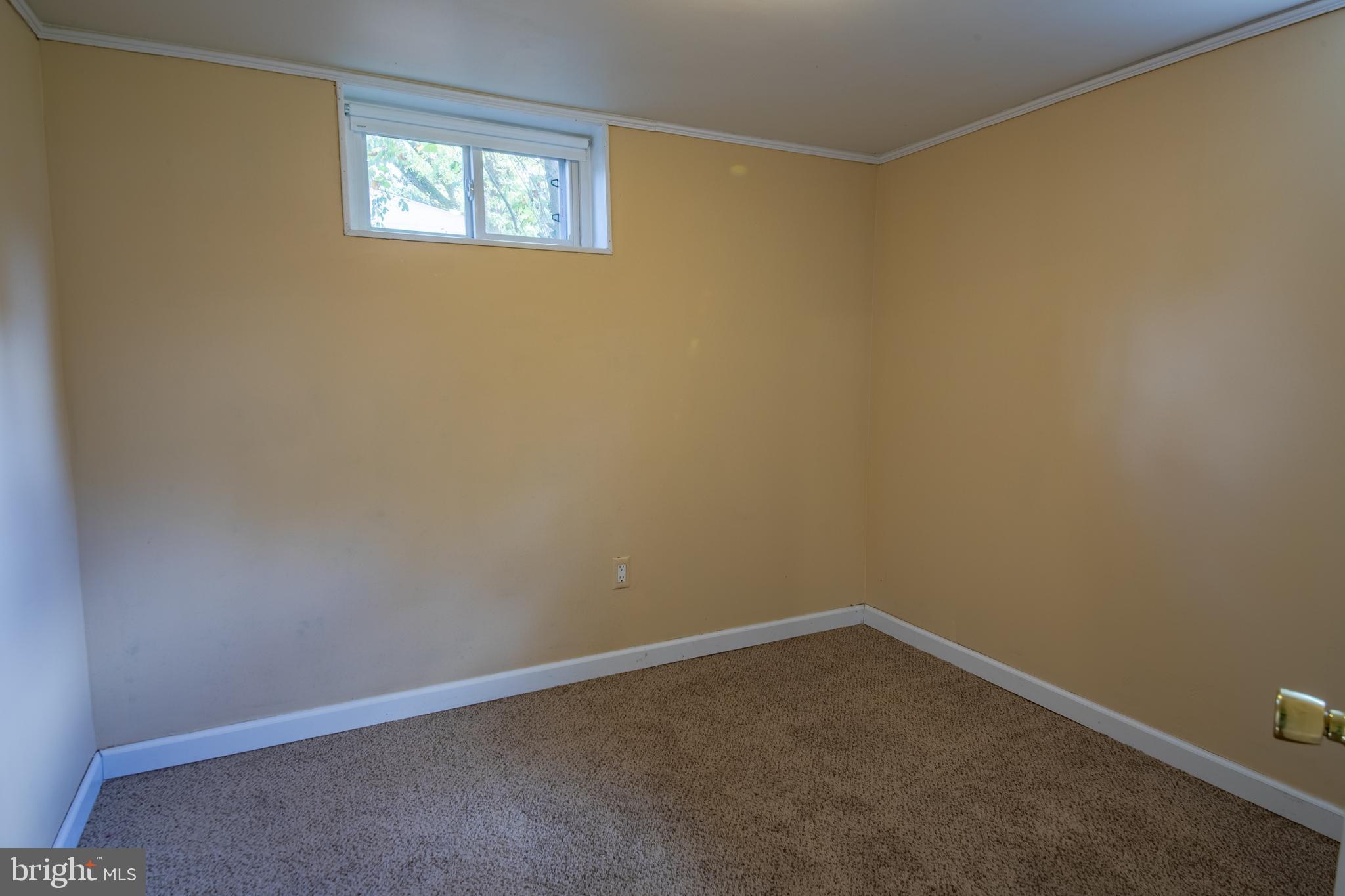 CAMDEN AVE. - Residential