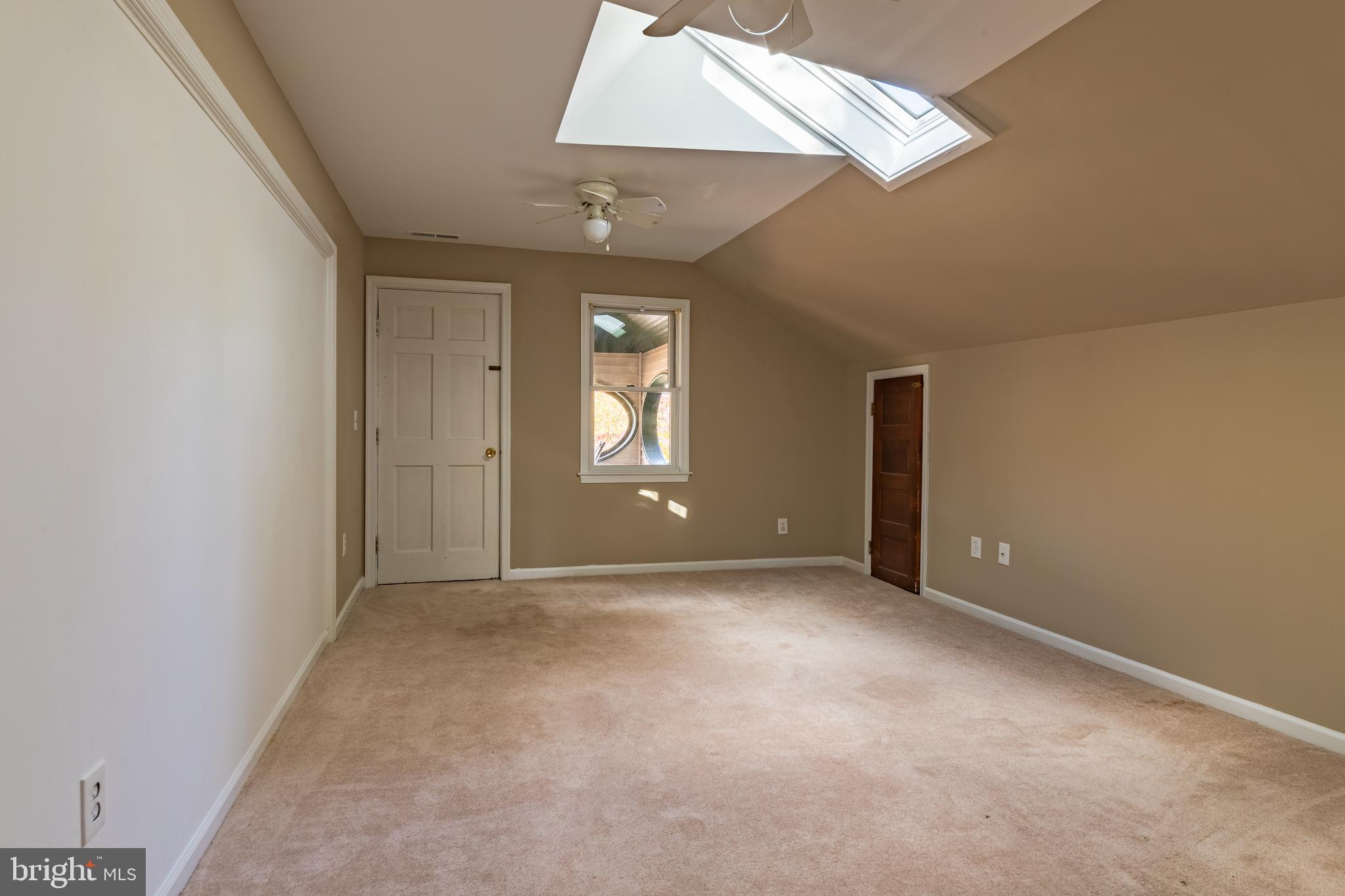 CAMDEN AVE. - Residential