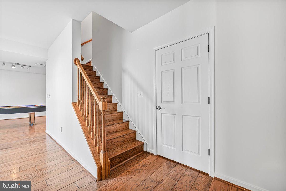 FOXFIELD AT MIDDLETOWN - Residential