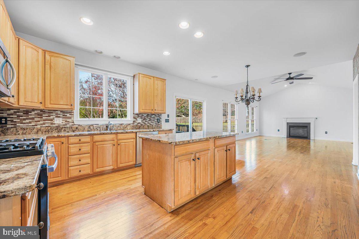 FOXFIELD AT MIDDLETOWN - Residential