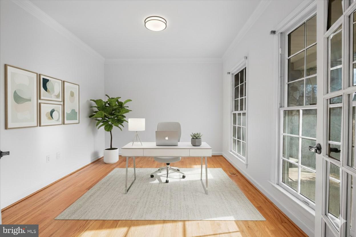 FOXFIELD AT MIDDLETOWN - Residential