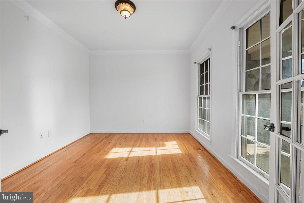 FOXFIELD AT MIDDLETOWN - Residential