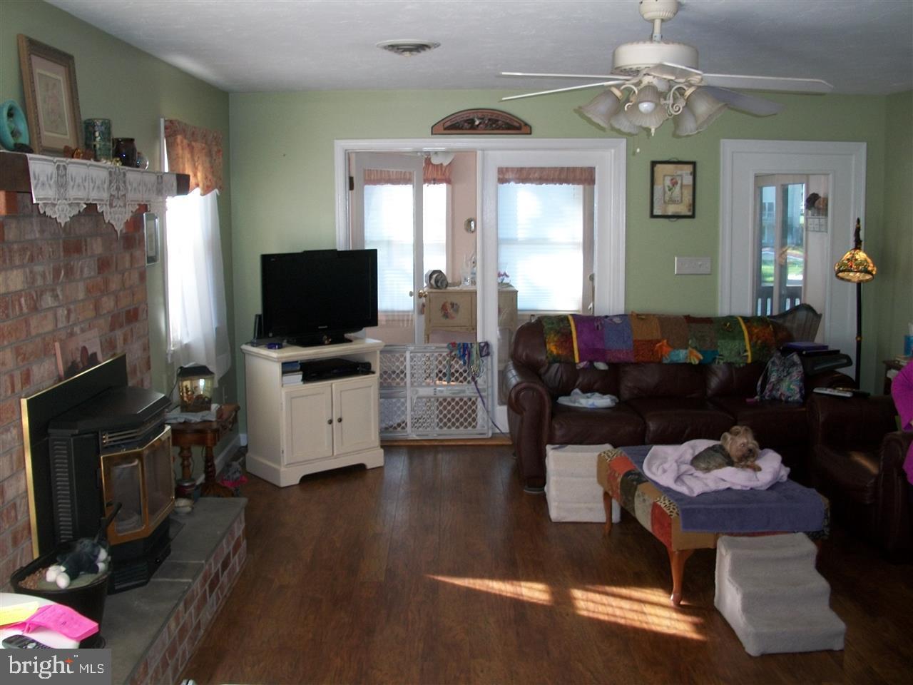 LAKE HERITAGE - Residential