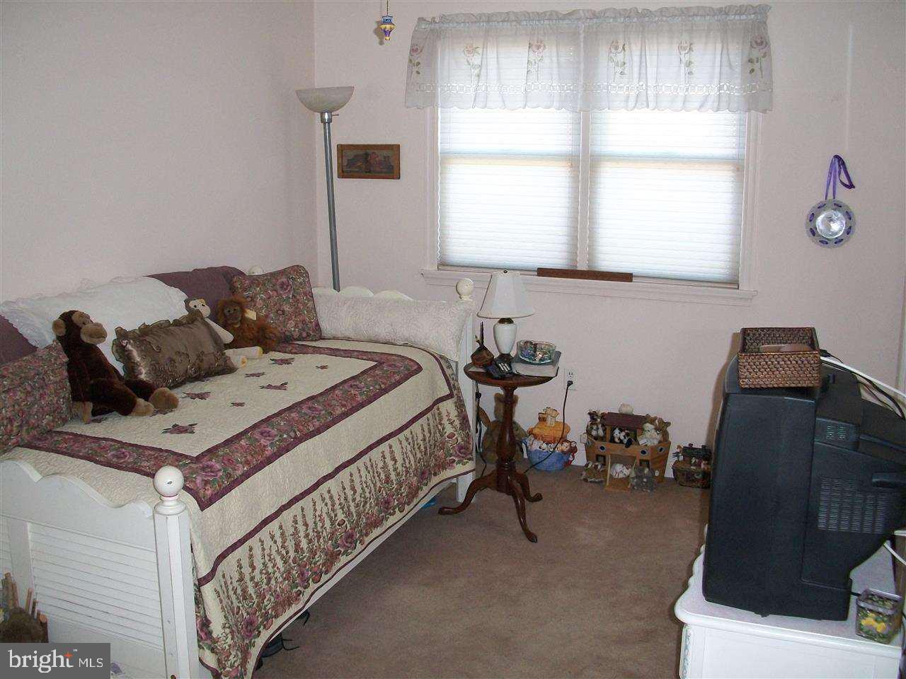 LAKE HERITAGE - Residential