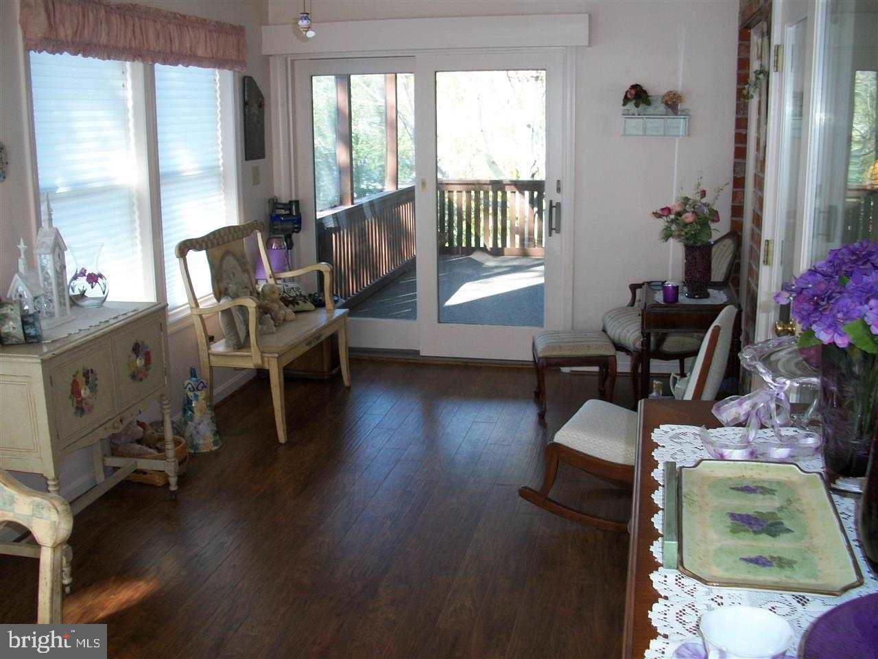 LAKE HERITAGE - Residential