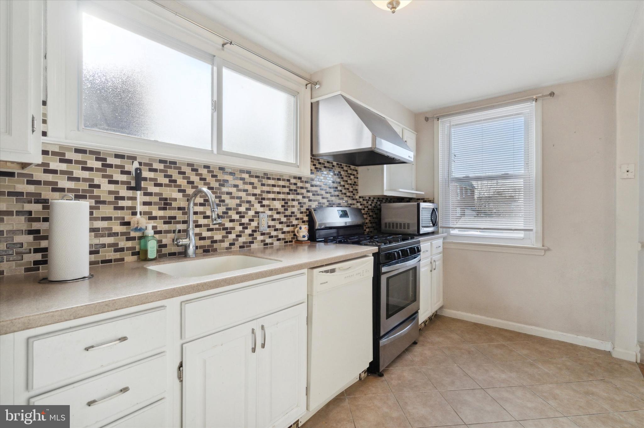 BRIARCLIFFE - Residential Lease