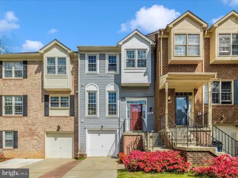 8731 Delcris Drive, Montgomery Village, MD MLS: MDMC2176612