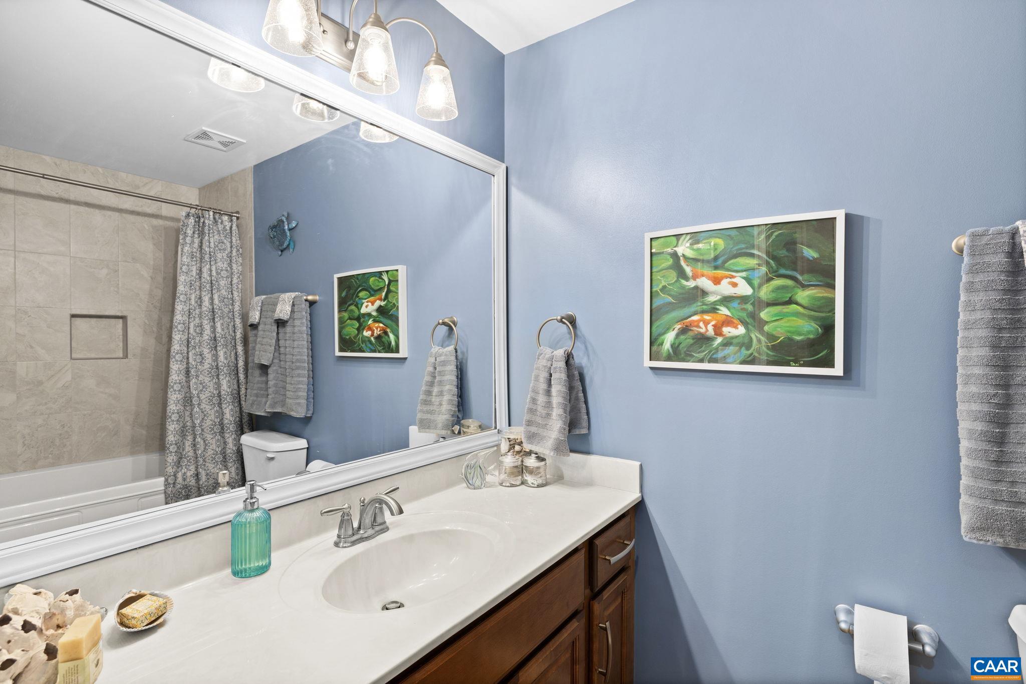 SHENANDOAH CROSSING - Residential