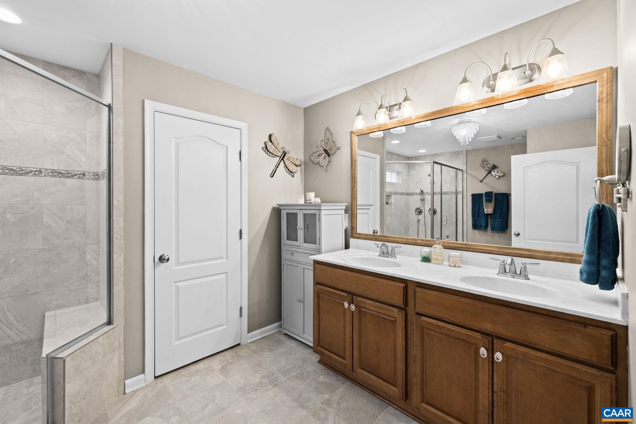 SHENANDOAH CROSSING - Residential