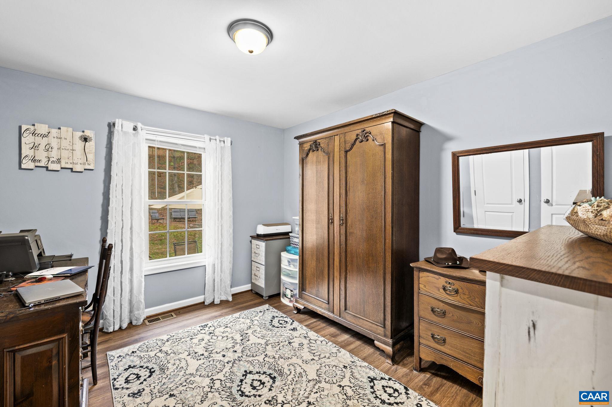 SHENANDOAH CROSSING - Residential