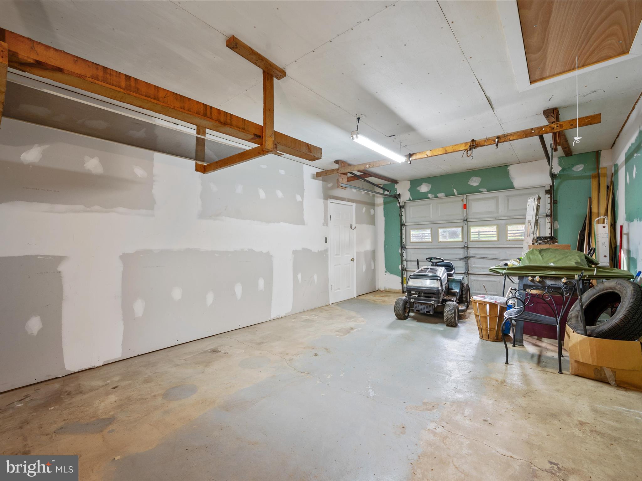 MECKLENBURG HEIGHTS - Residential