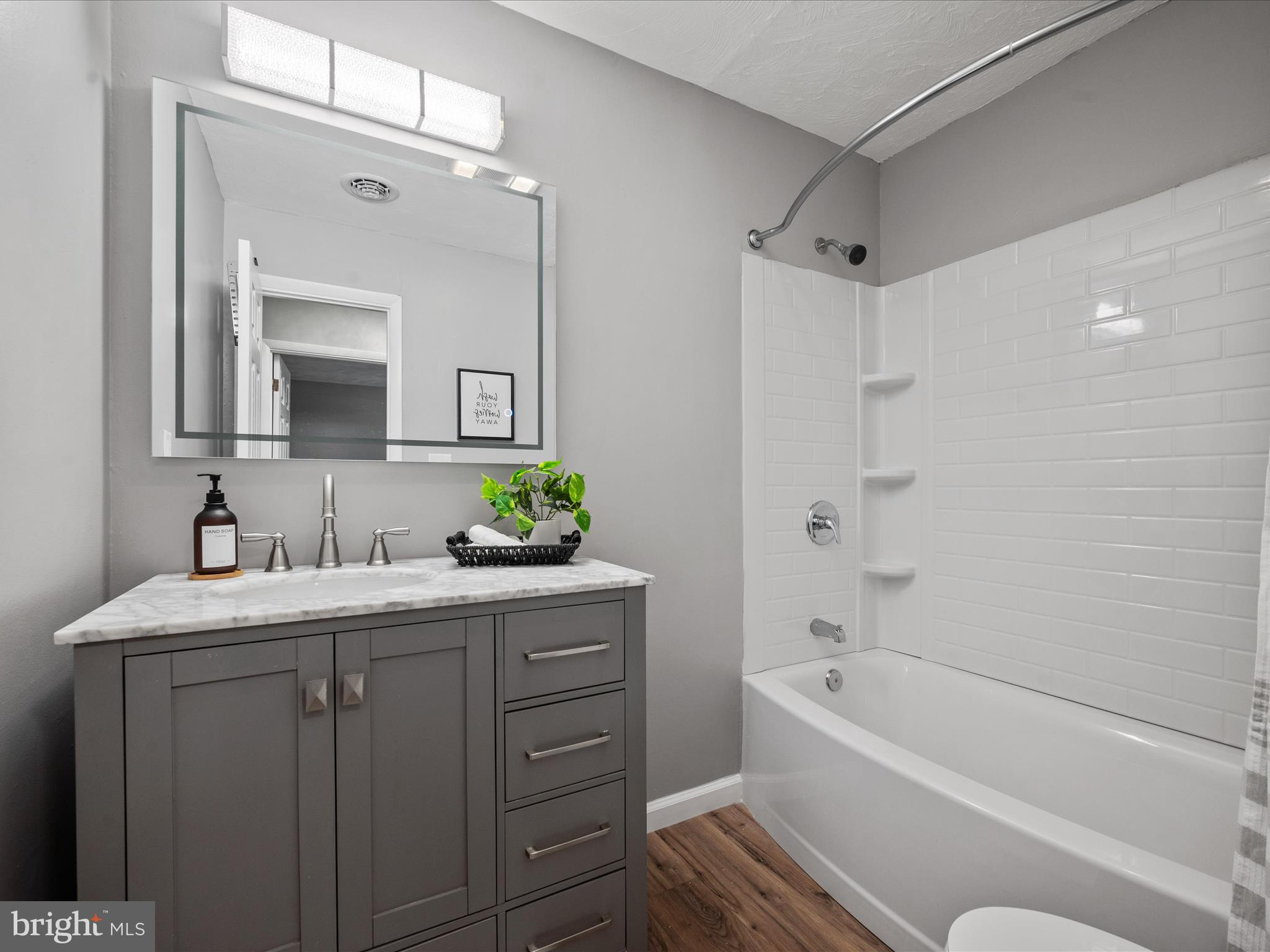 MECKLENBURG HEIGHTS - Residential