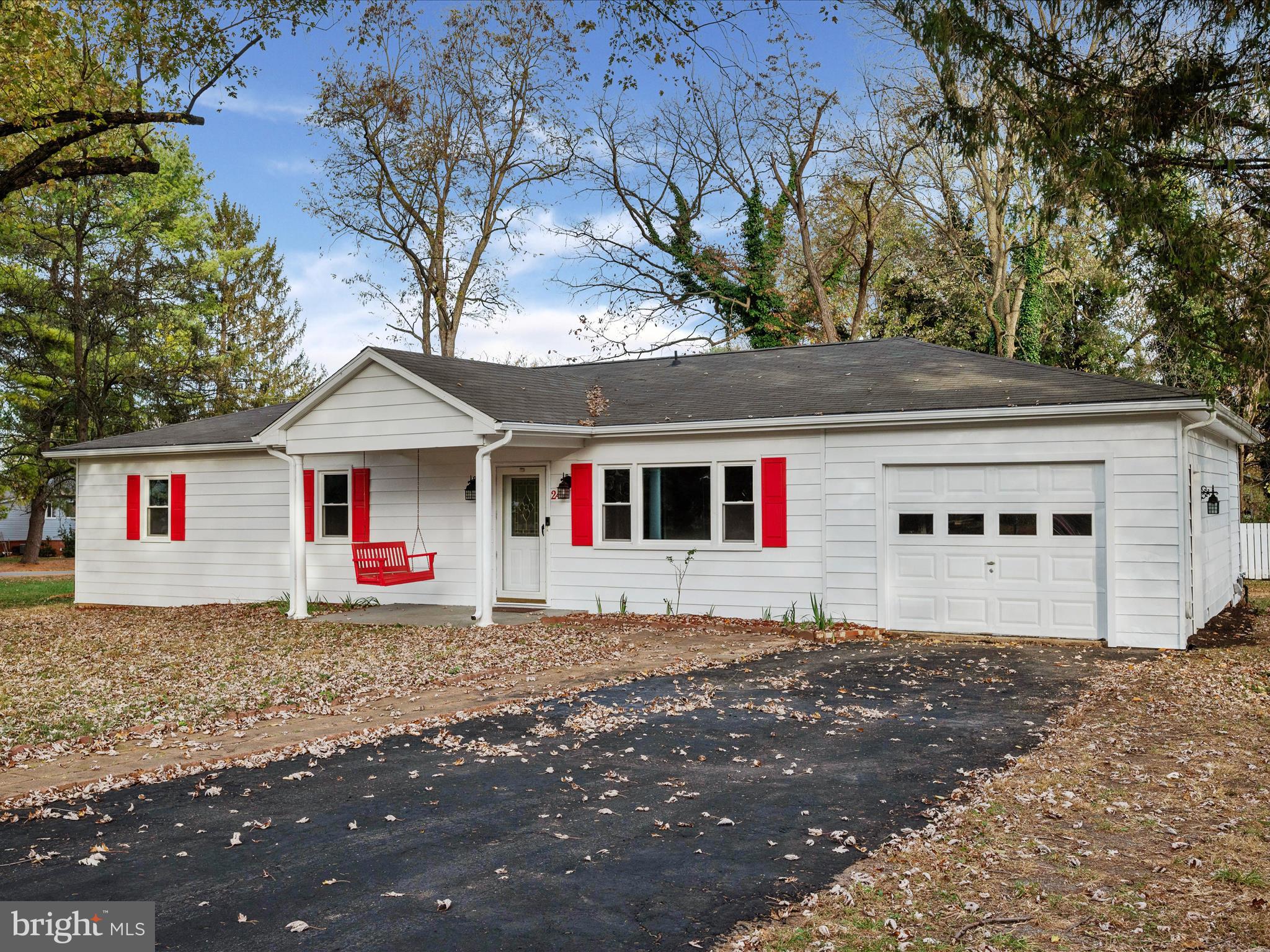 MECKLENBURG HEIGHTS - Residential