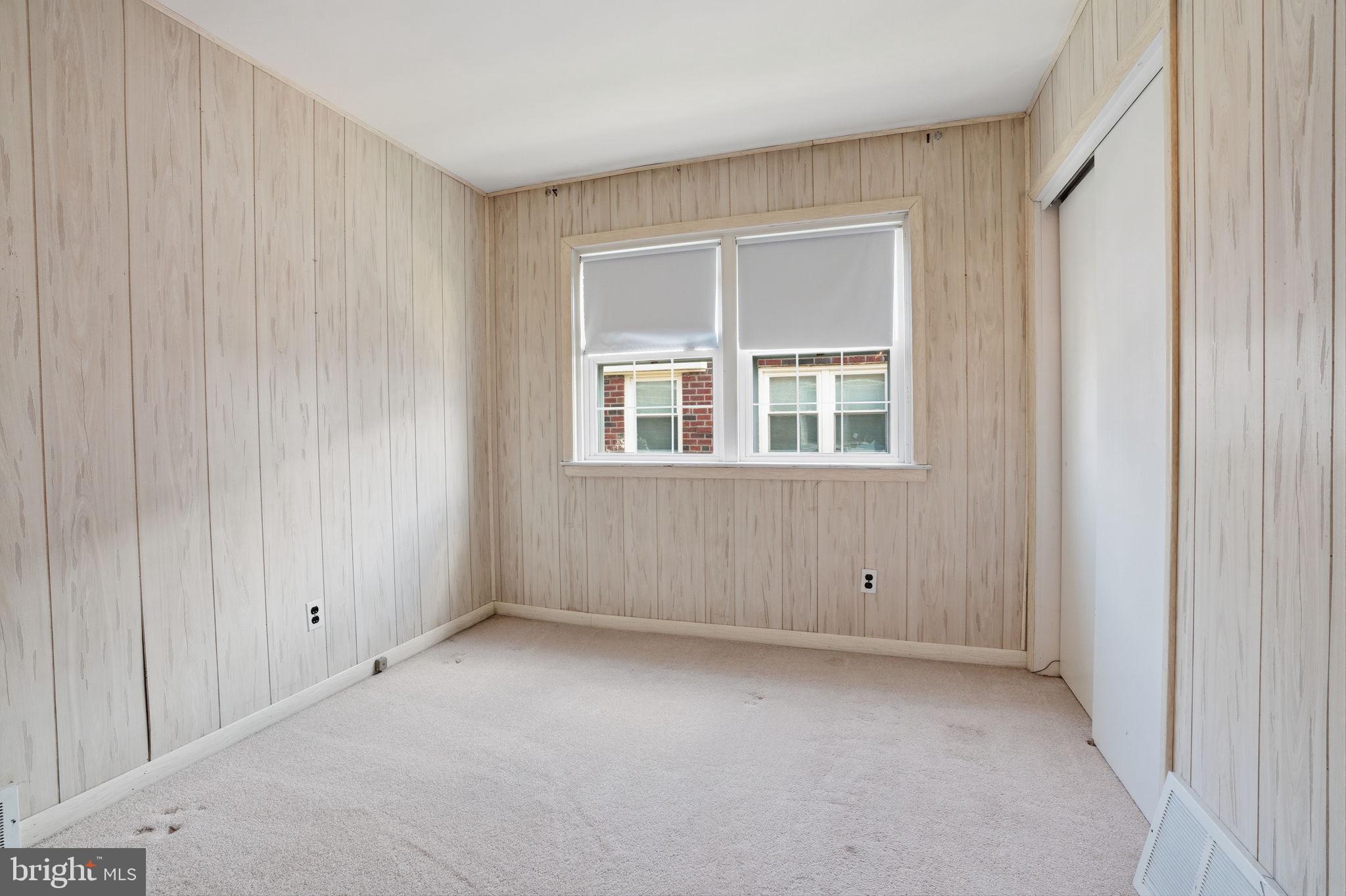 BUSTLETON - Residential