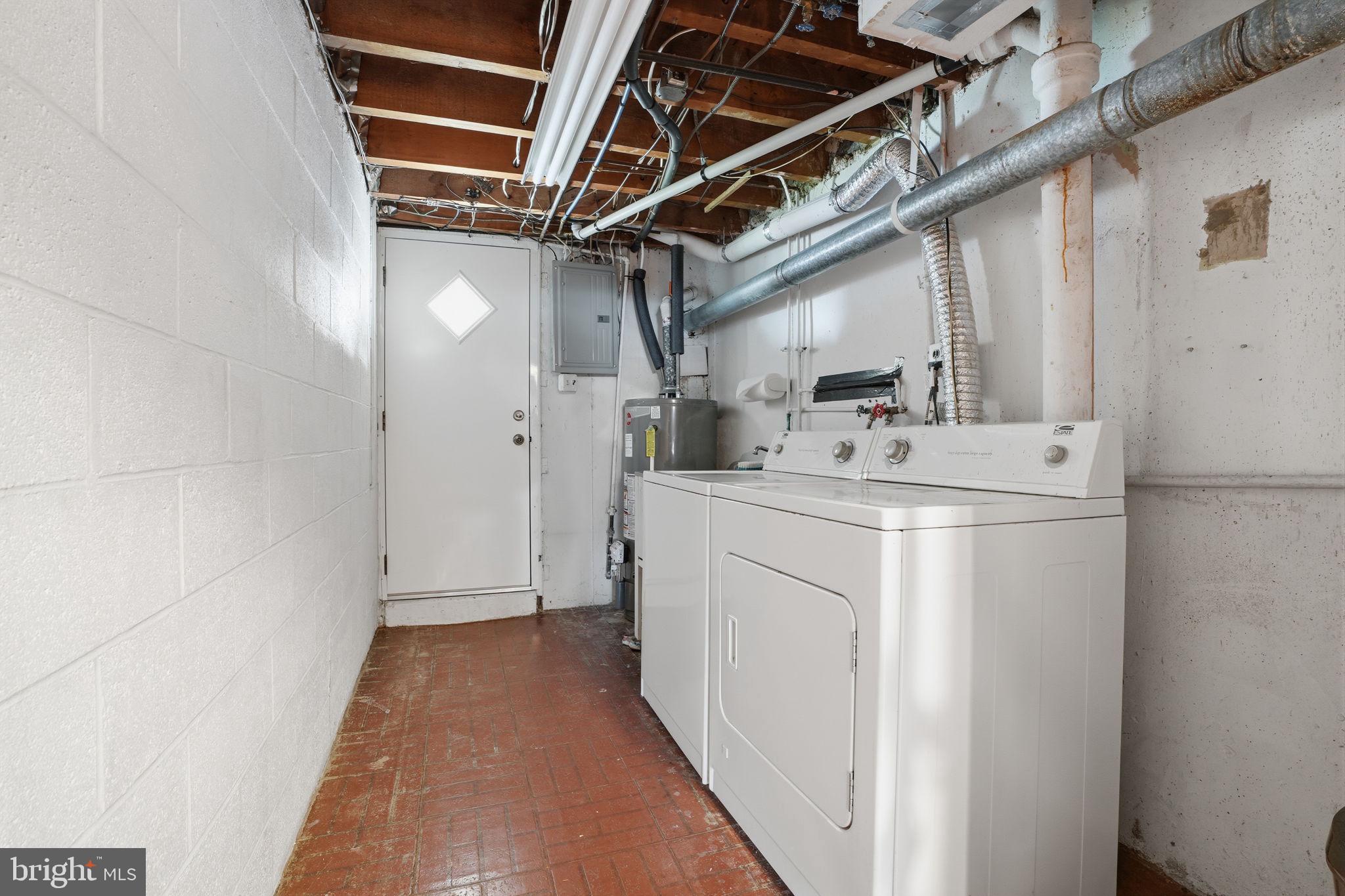 BUSTLETON - Residential