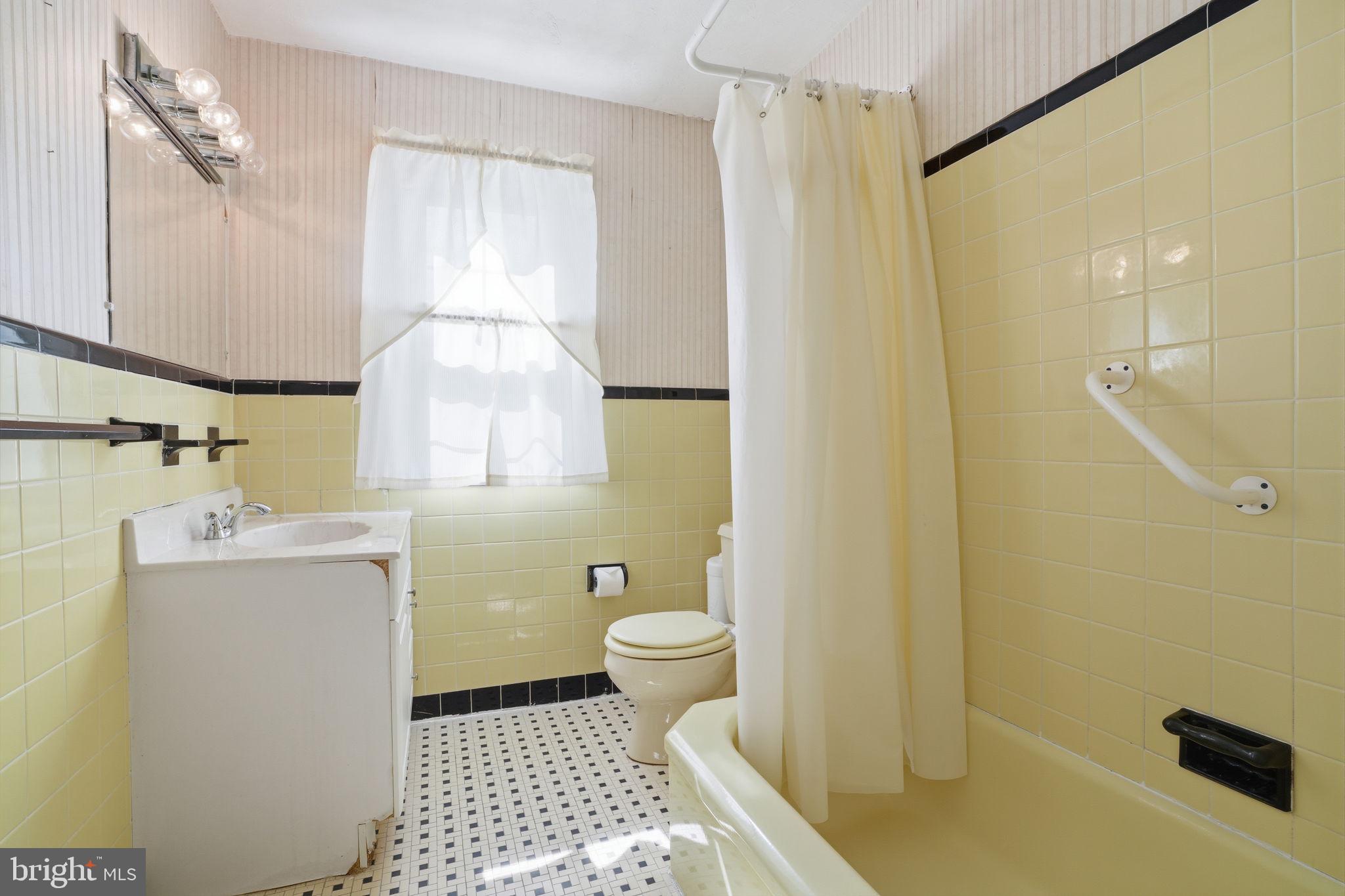 BUSTLETON - Residential