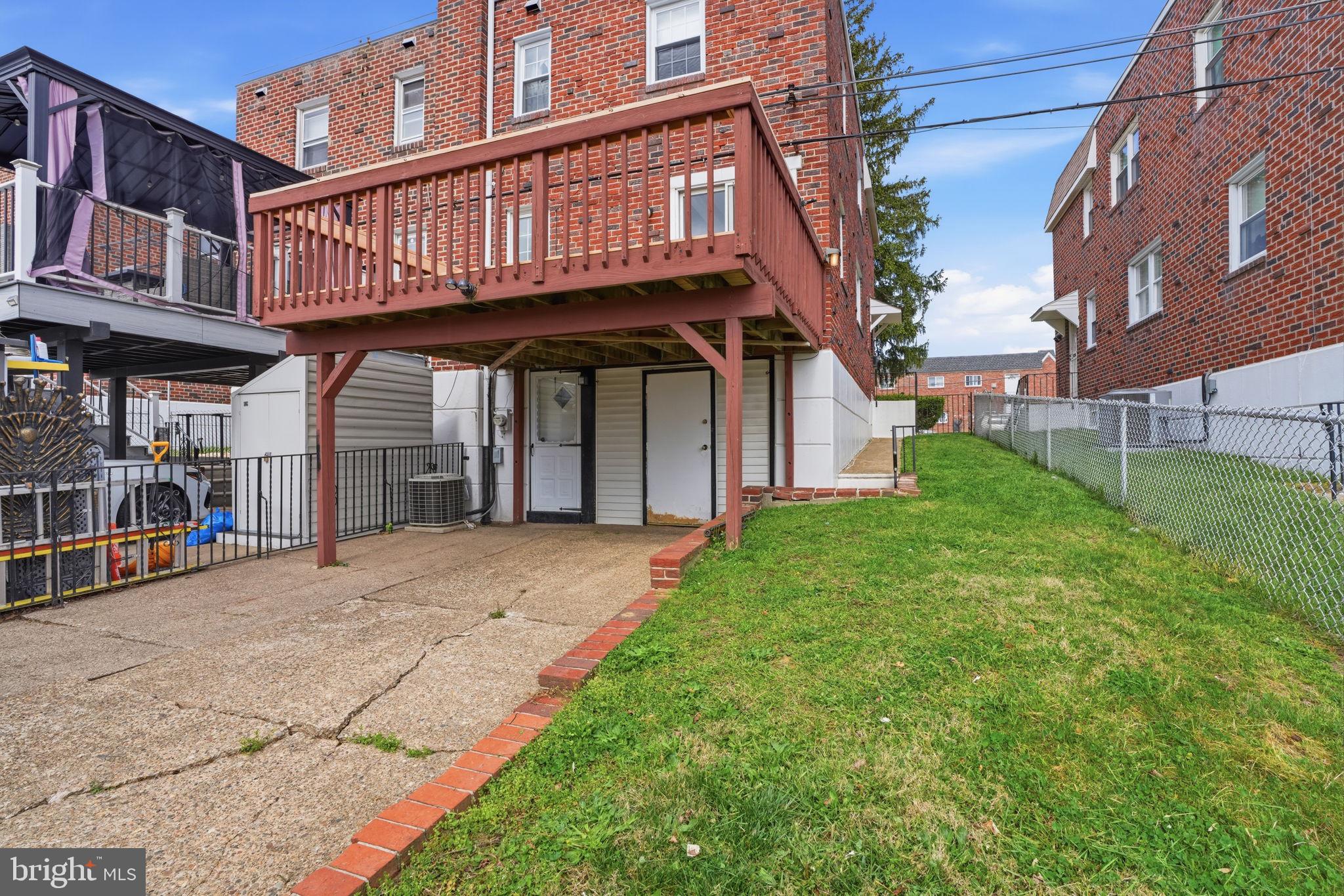 BUSTLETON - Residential