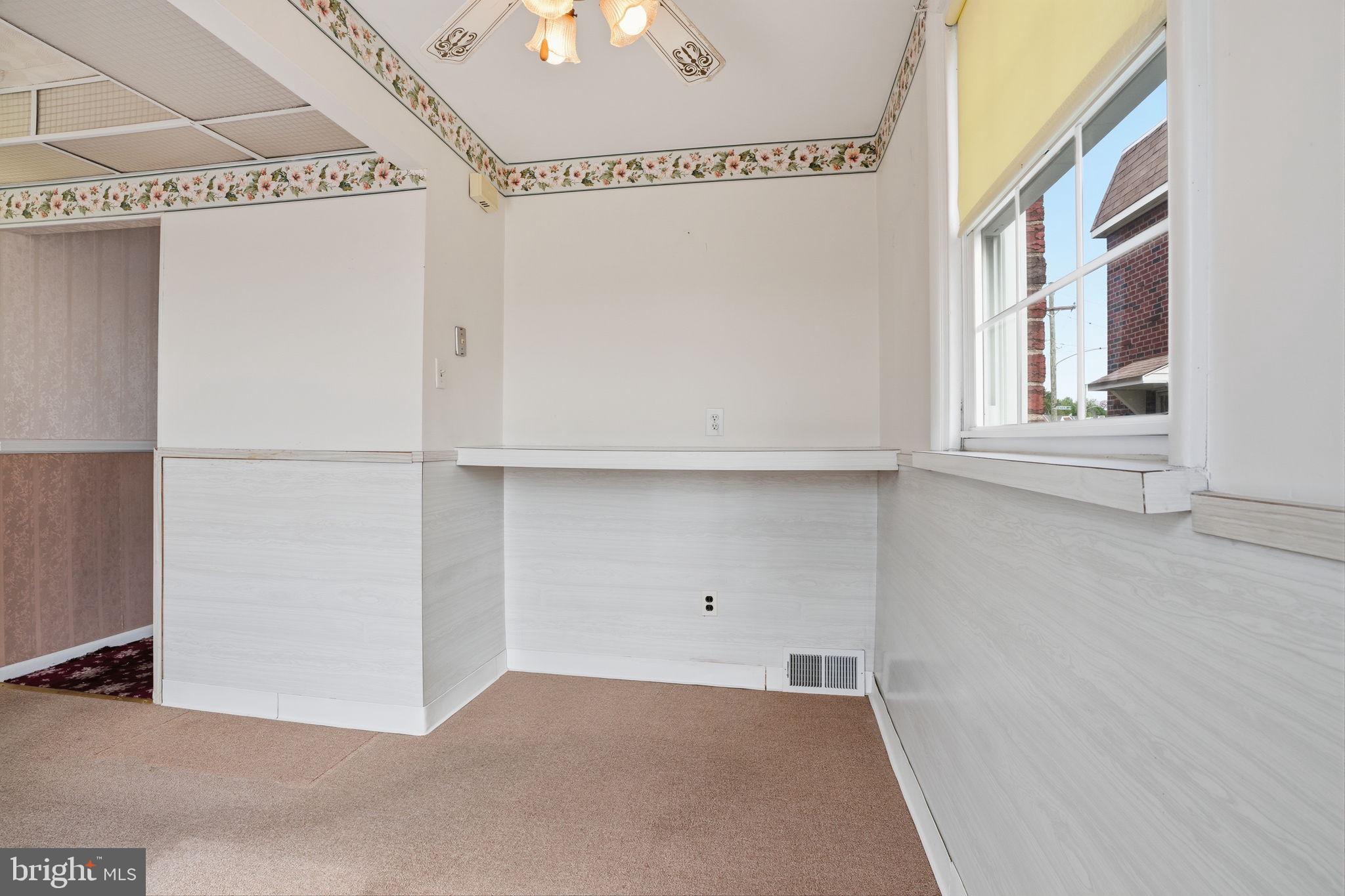 BUSTLETON - Residential