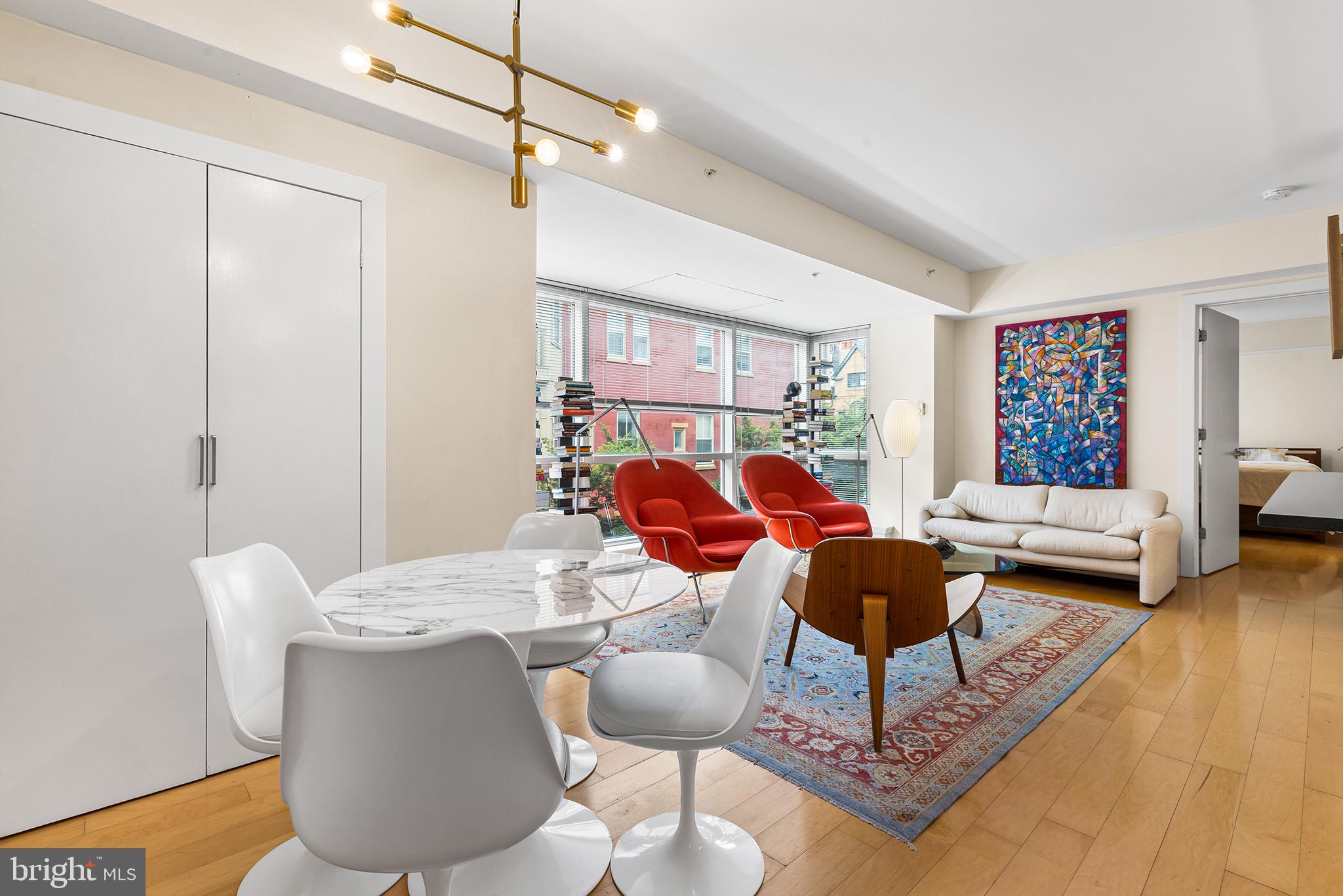 1034 SPRUCE STREET 302