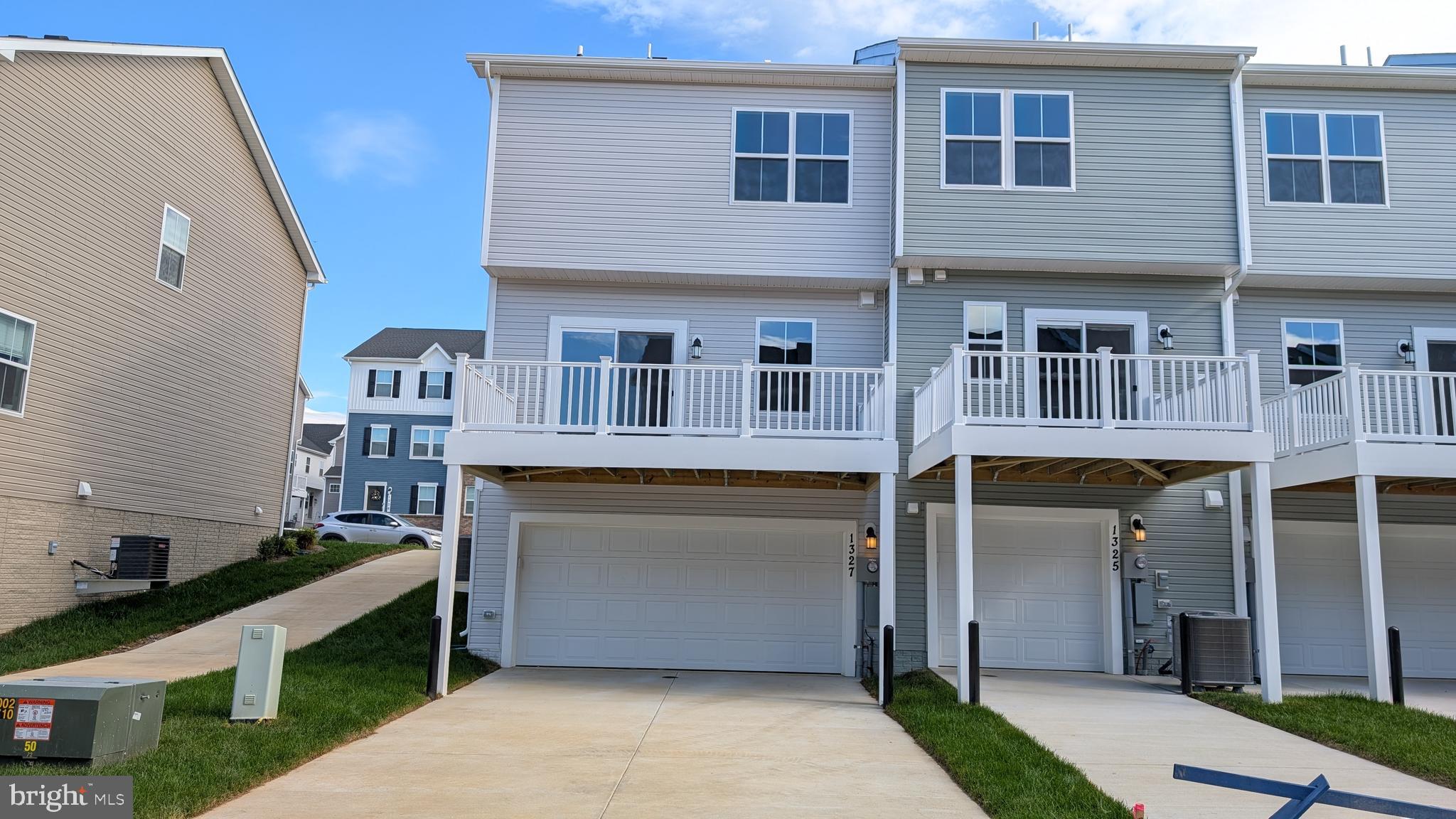 RED CLOVER MEADOWS - Residential Lease