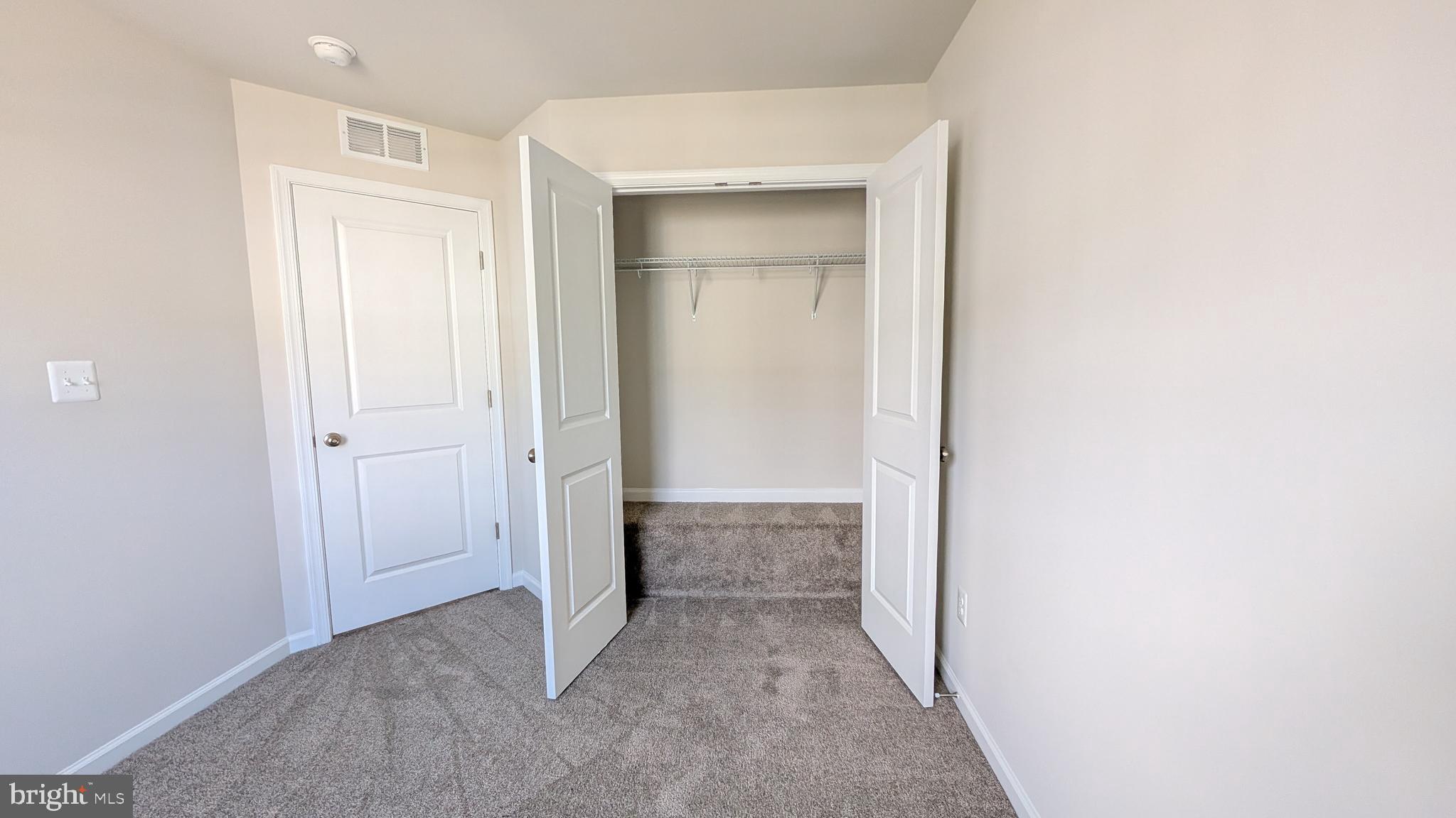 RED CLOVER MEADOWS - Residential Lease