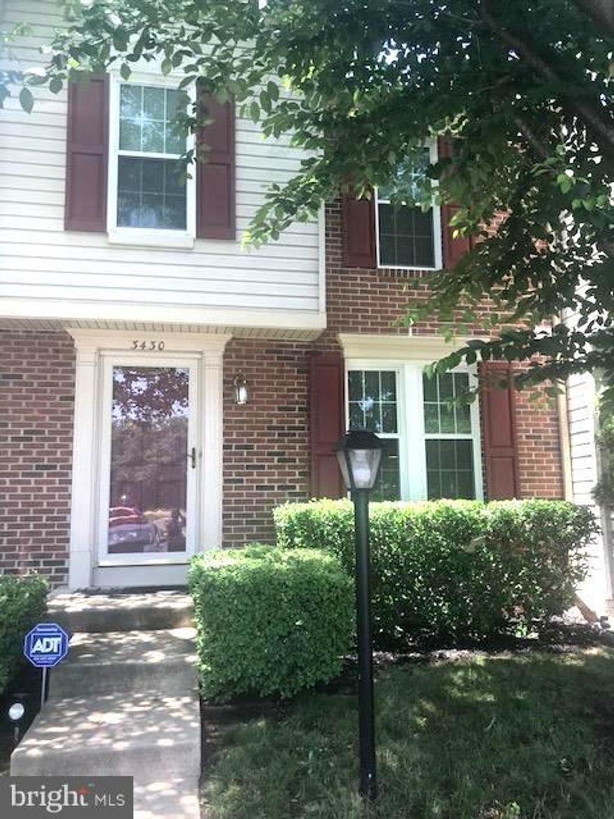 THIS IS IT!! YOU WILL FALL IN LOVE WITH THIS BEAUTY...DREAM KITCHEN INCLUDED!! HARDWOODS, UPDATED KITCHEN, STAINLESS STEEL APPLIANCES, NEW CABINETS, GRANITE, FIREPLACE, DECK, BACKS TO WOODS!! FINISHED WALKOUT BASEMENT, ROOM IN BASEMENT COULD BE OFFICE, PLAYROOM / 4TH BEDROOM - NOT TO CODE, AWESOME PRINCETON WOODS LOCATION CONVENIENT TO HIGHWAY, QUANTICO, BELVOIR, SHOPPING, RESTAURANTS AND MORE!