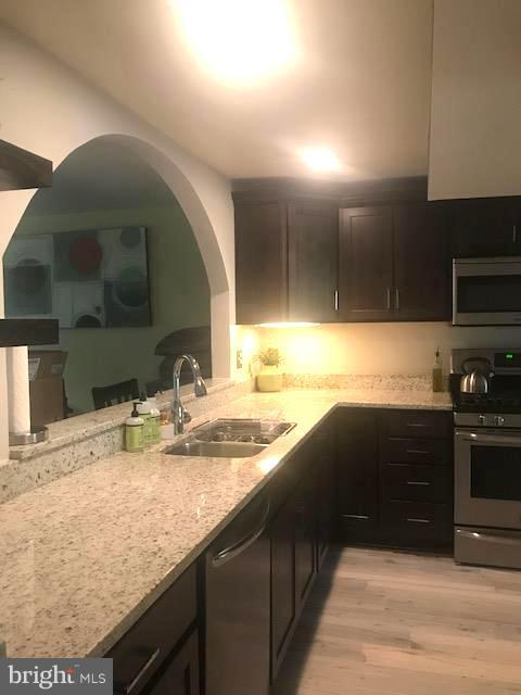 PRINCETON WOODS - Residential Lease