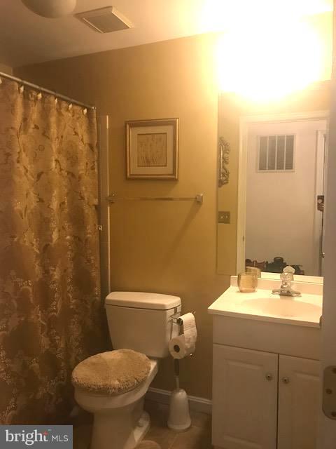 PRINCETON WOODS - Residential Lease