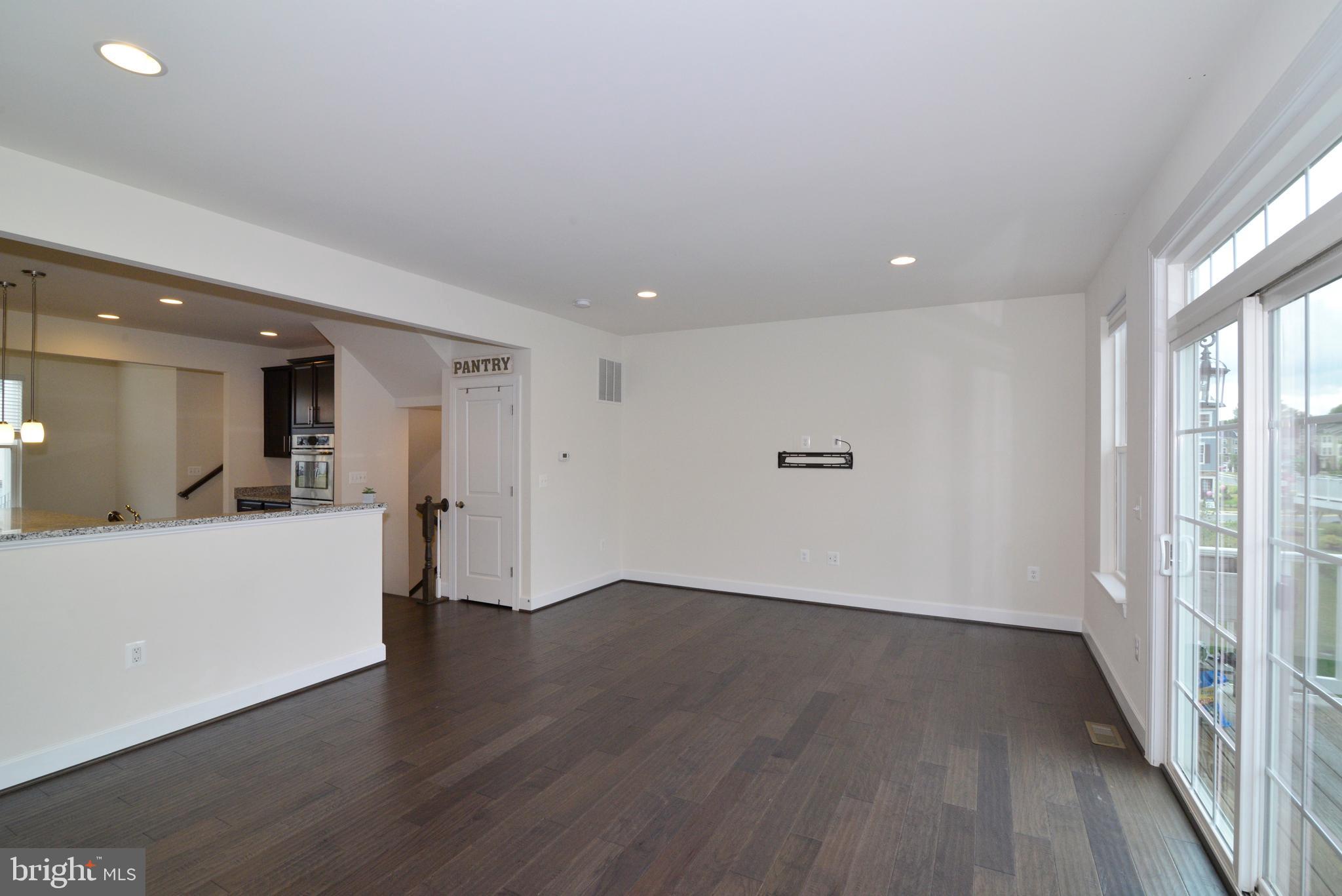 BRADLEY SQUARE - Residential Lease